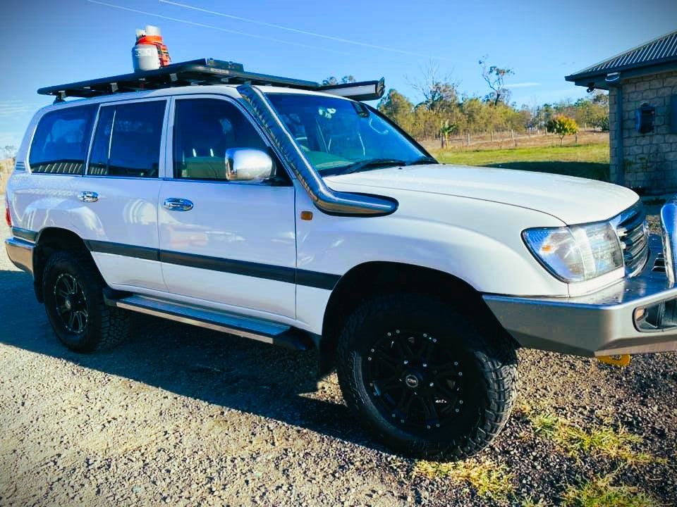 Toyota Landcruiser 100/105 Series 4" Tapered Guard Entry Snorkel