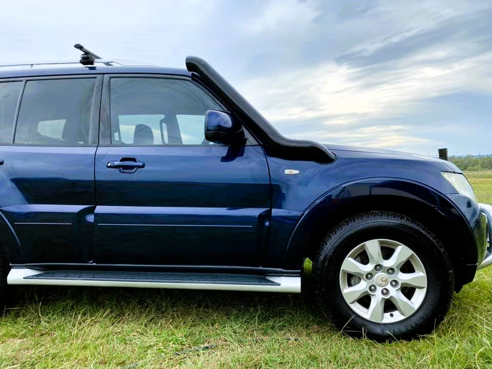 Mitsubishi Pajero - Snorkel + Clear Top Airbox Package