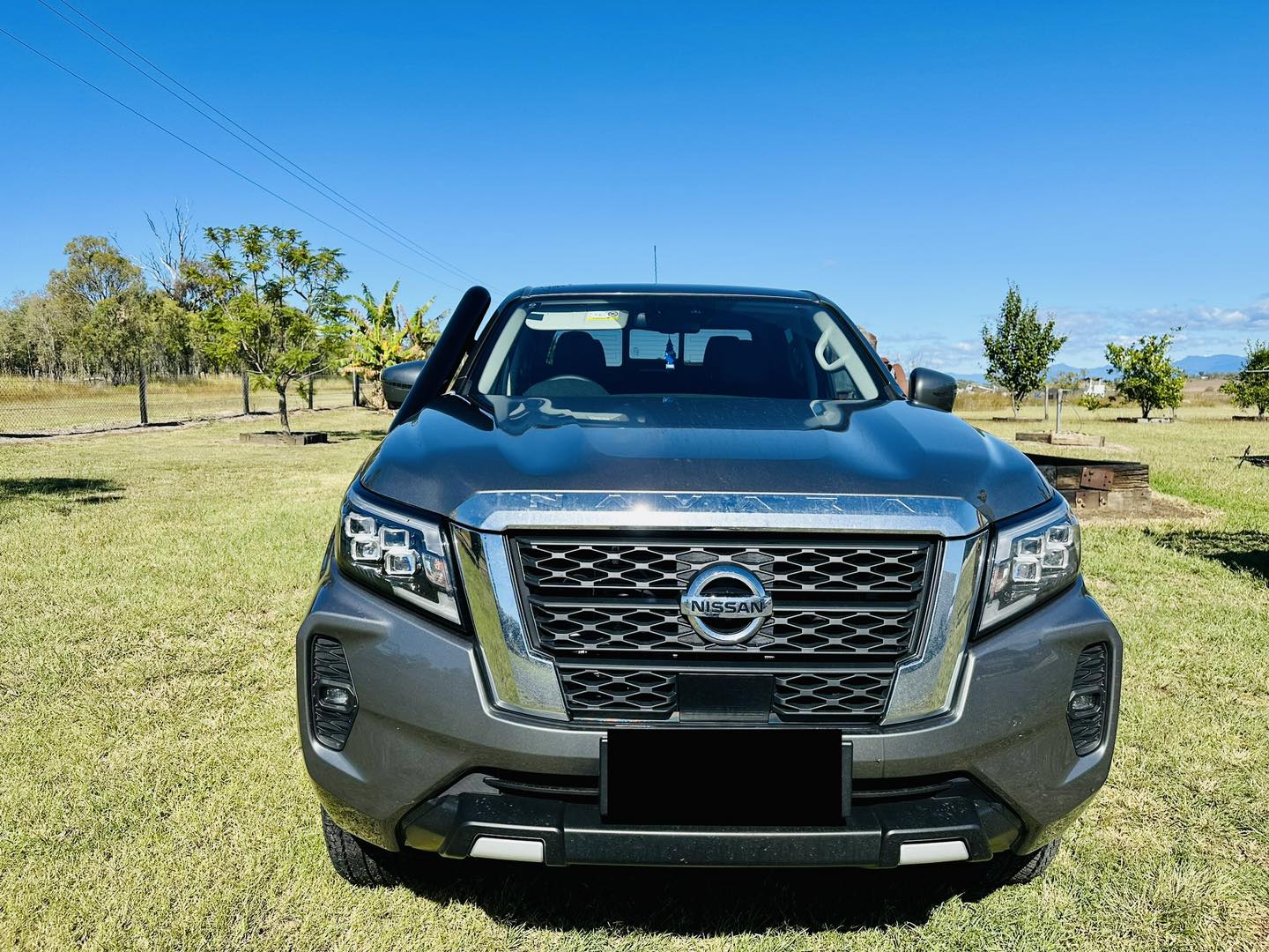 Nissan Navara (D23) NP300 - Short Entry Snorkel & Clear Top Airbox Package