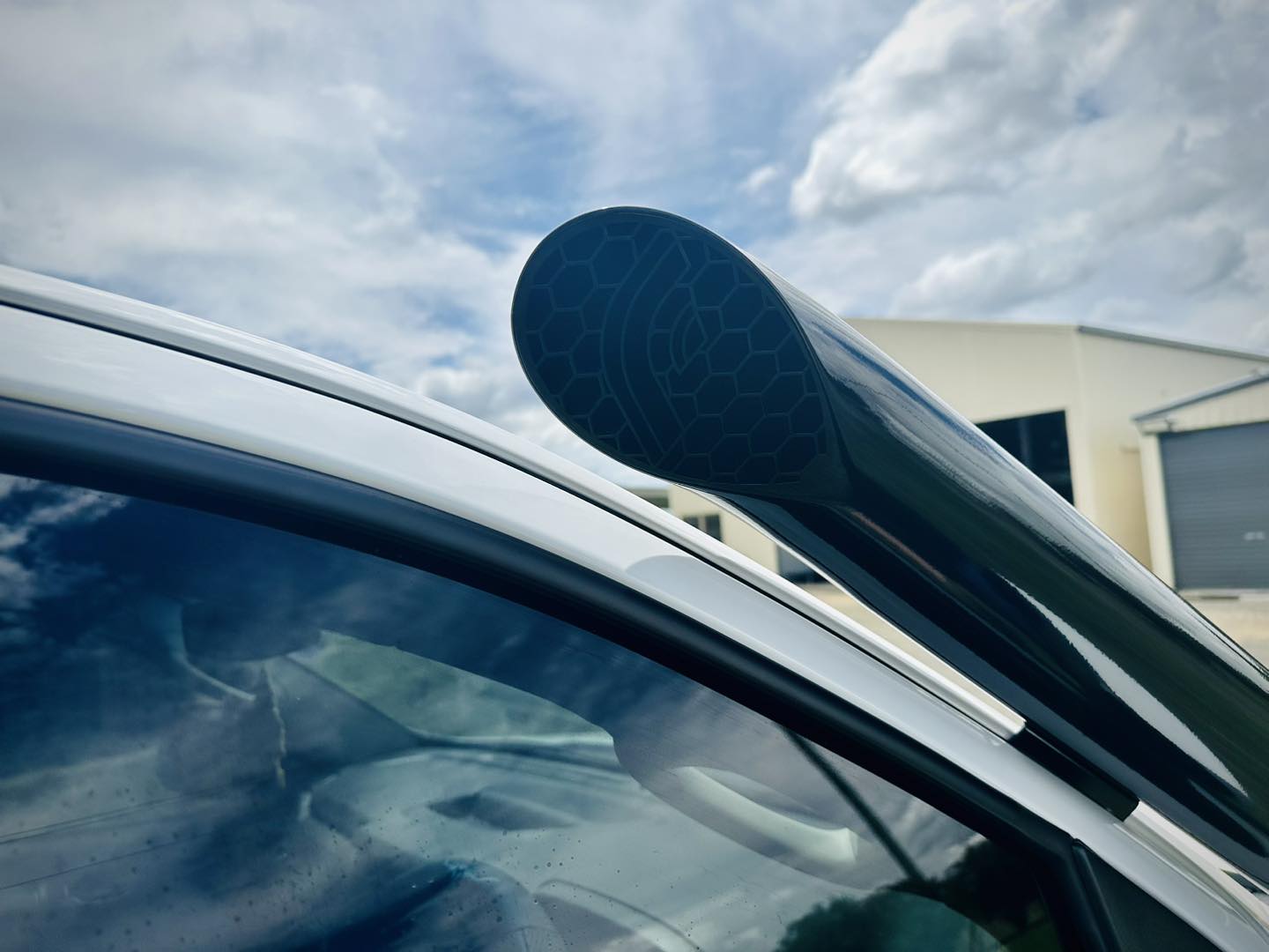 Holden Colorado RG - Mid Entry Snorkel & Clear Top Airbox Package