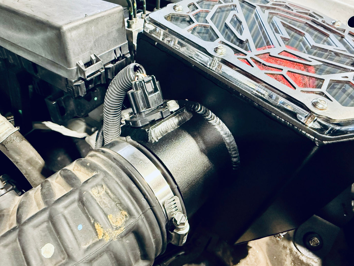 Nissan Navara D40 - Standard Snorkel & Clear Top Airbox Package