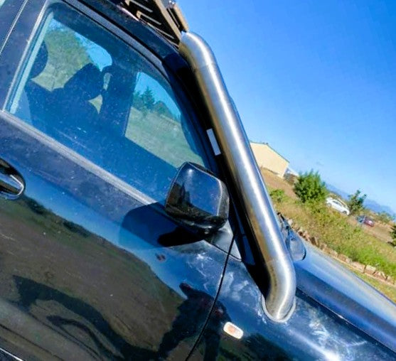 Toyota Landcruiser 200 Series 4" Short Entry Snorkel