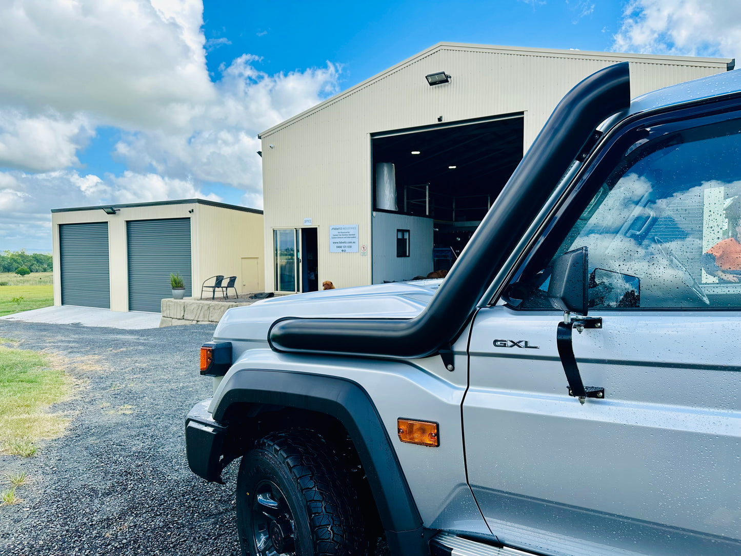 Toyota Landcruiser (2024 - current) - VDJ 70 Series - DUAL 5" Snorkels - Basic Weld Powder Coated