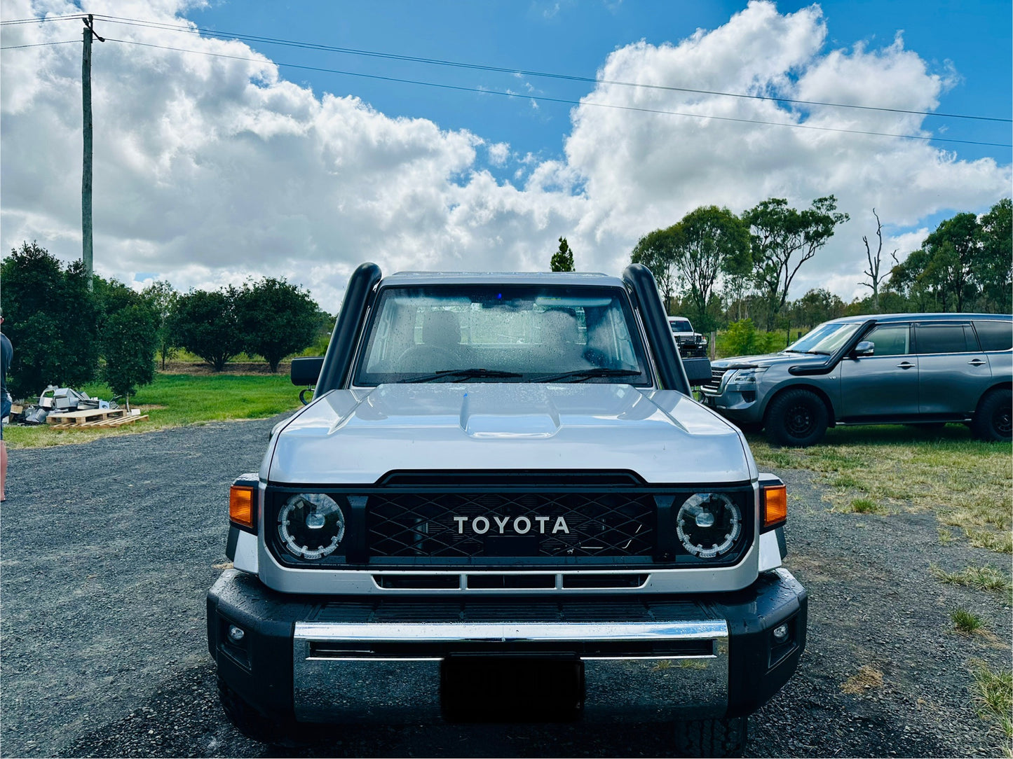 Toyota Landcruiser (2024 - current) - VDJ 70 Series - DUAL 5" Snorkels - Basic Weld Powder Coated