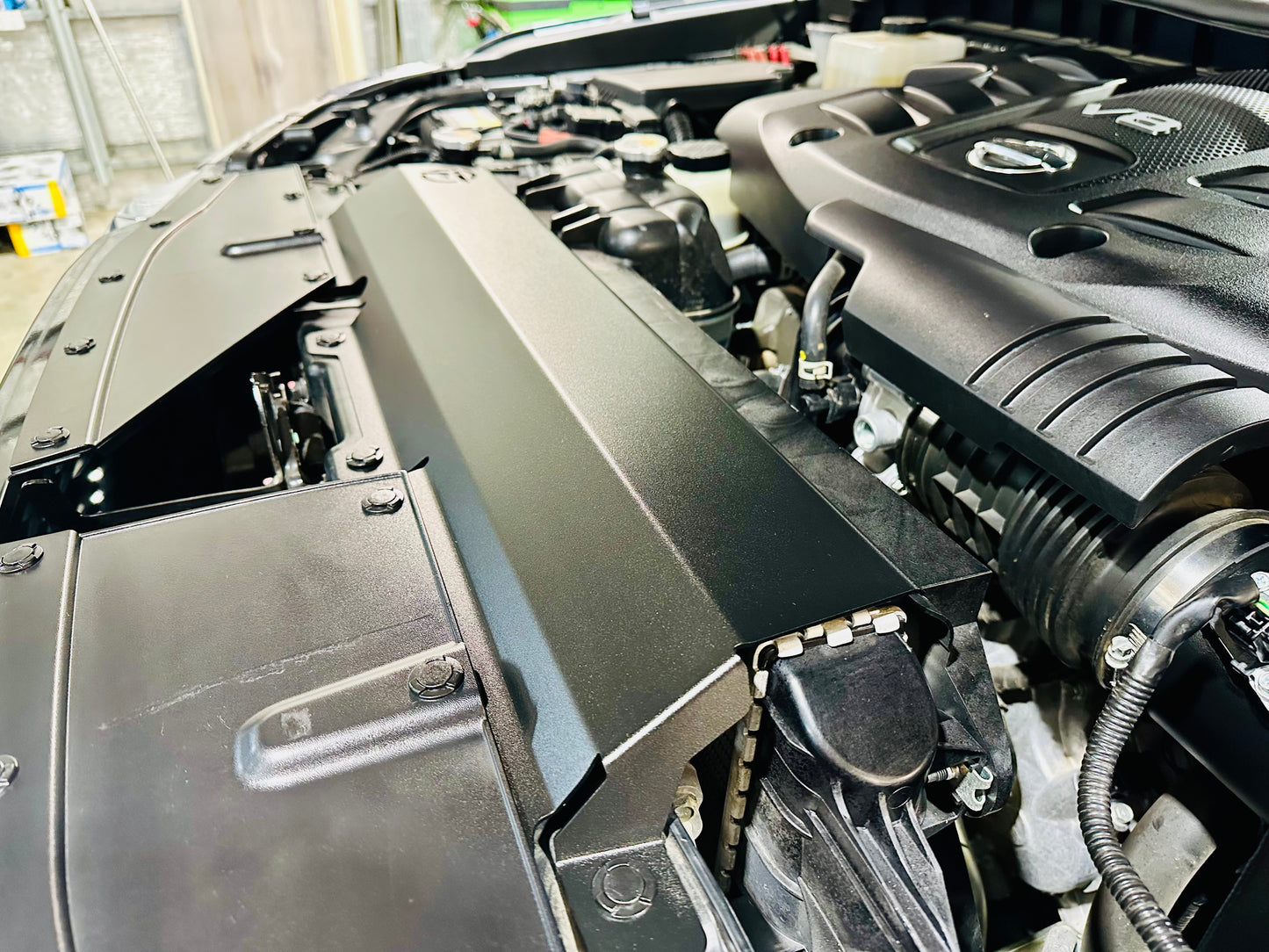 Nissan Patrol Y62 - Radiator Shroud