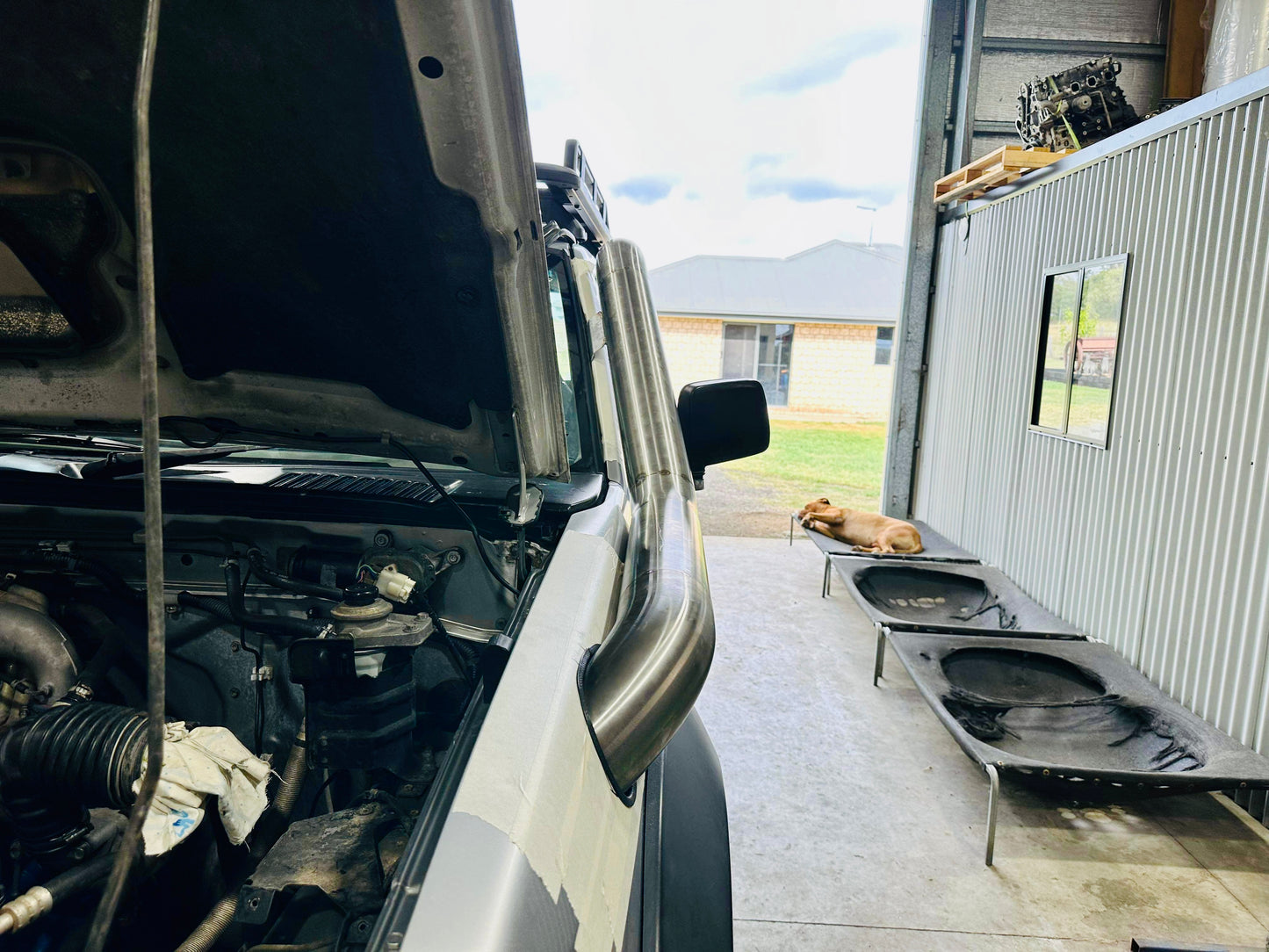 Nissan Navara D22 - Standard Entry DUAL Snorkels - Seamless Polished