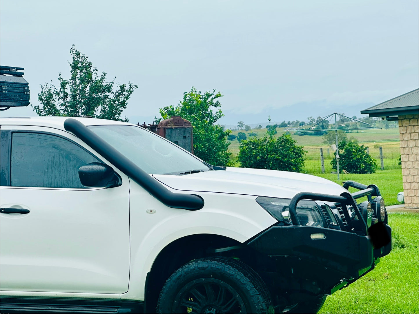 Nissan Navara (D23) NP300 - Mid Entry *Revised* Snorkel & Clear Top Airbox Package