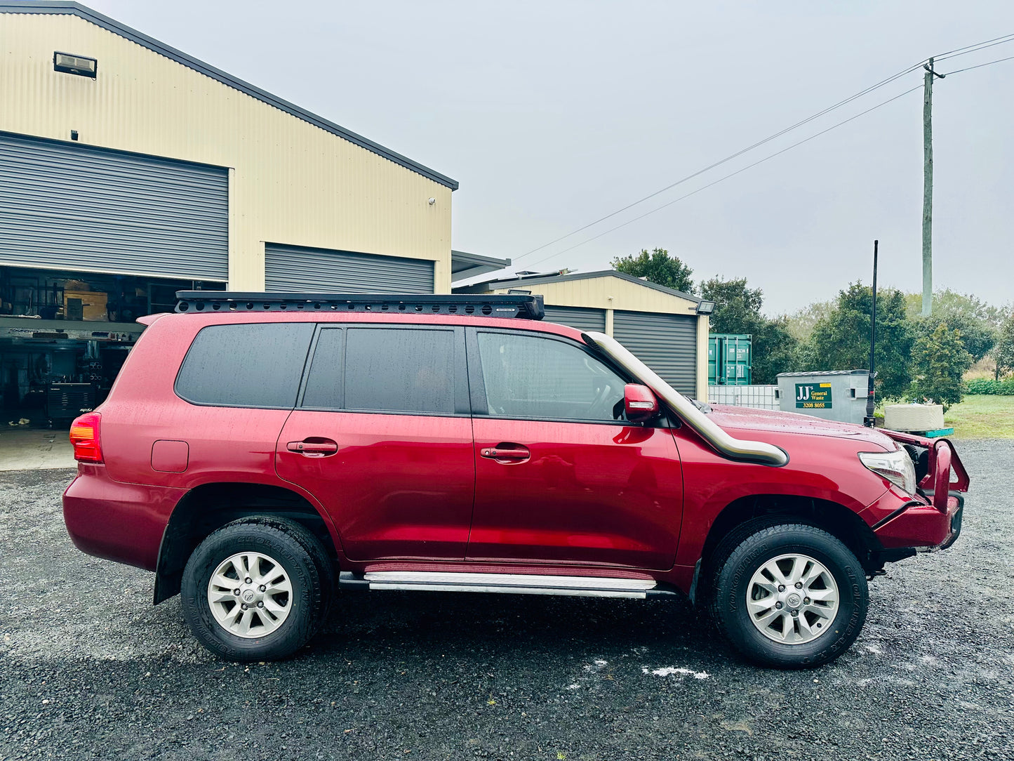 Toyota Landcruiser 200 Series 4" Mid Entry Snorkel