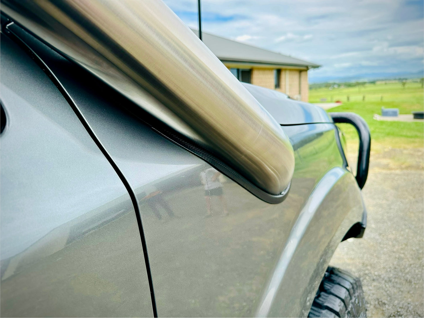 Nissan Navara (D23) NP300 4" DUAL Short Entry Snorkels