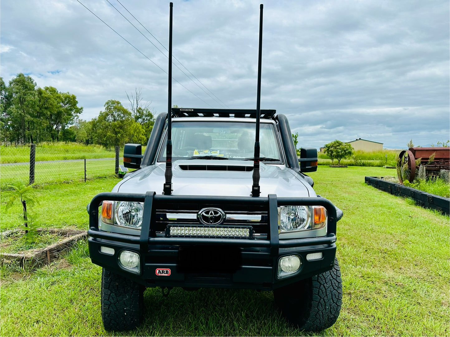 Toyota Landcruiser (2007-2023) - VDJ V8 79/76 Series - 5" DUAL Snorkels - Seamless Powder Coated