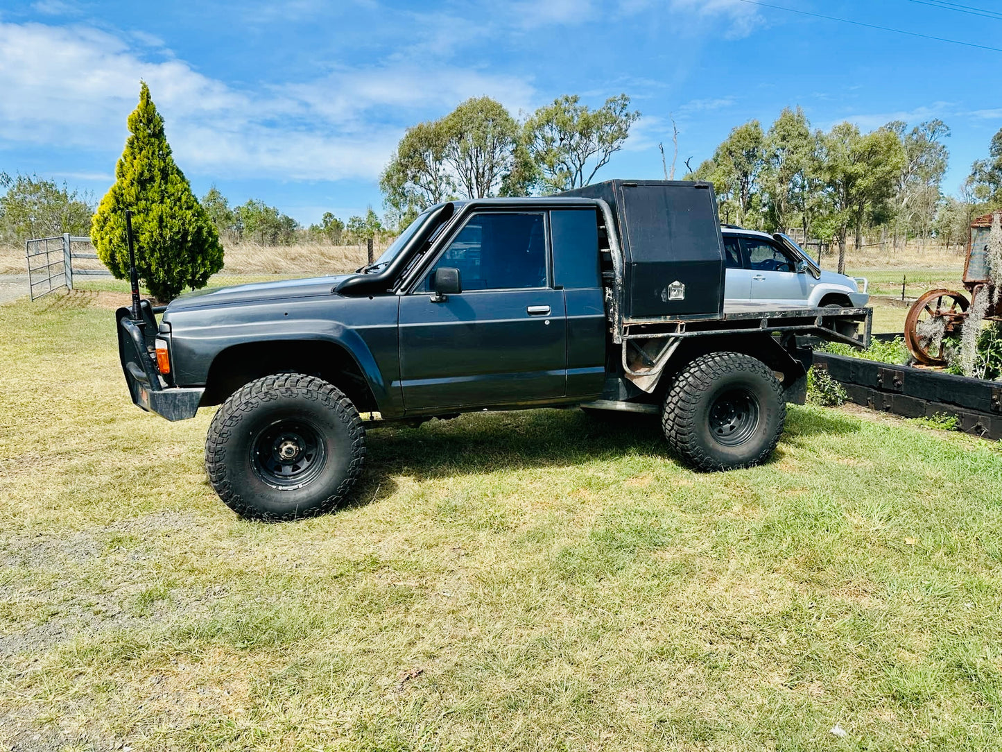 Nissan Patrol GQ - Seamless Powder Coated Bonnet Entry Snorkel & Airbox - Package
