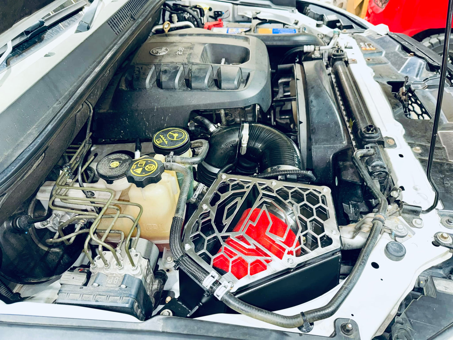 Holden Colorado RG - Mid Entry Snorkel & Clear Top Airbox Package