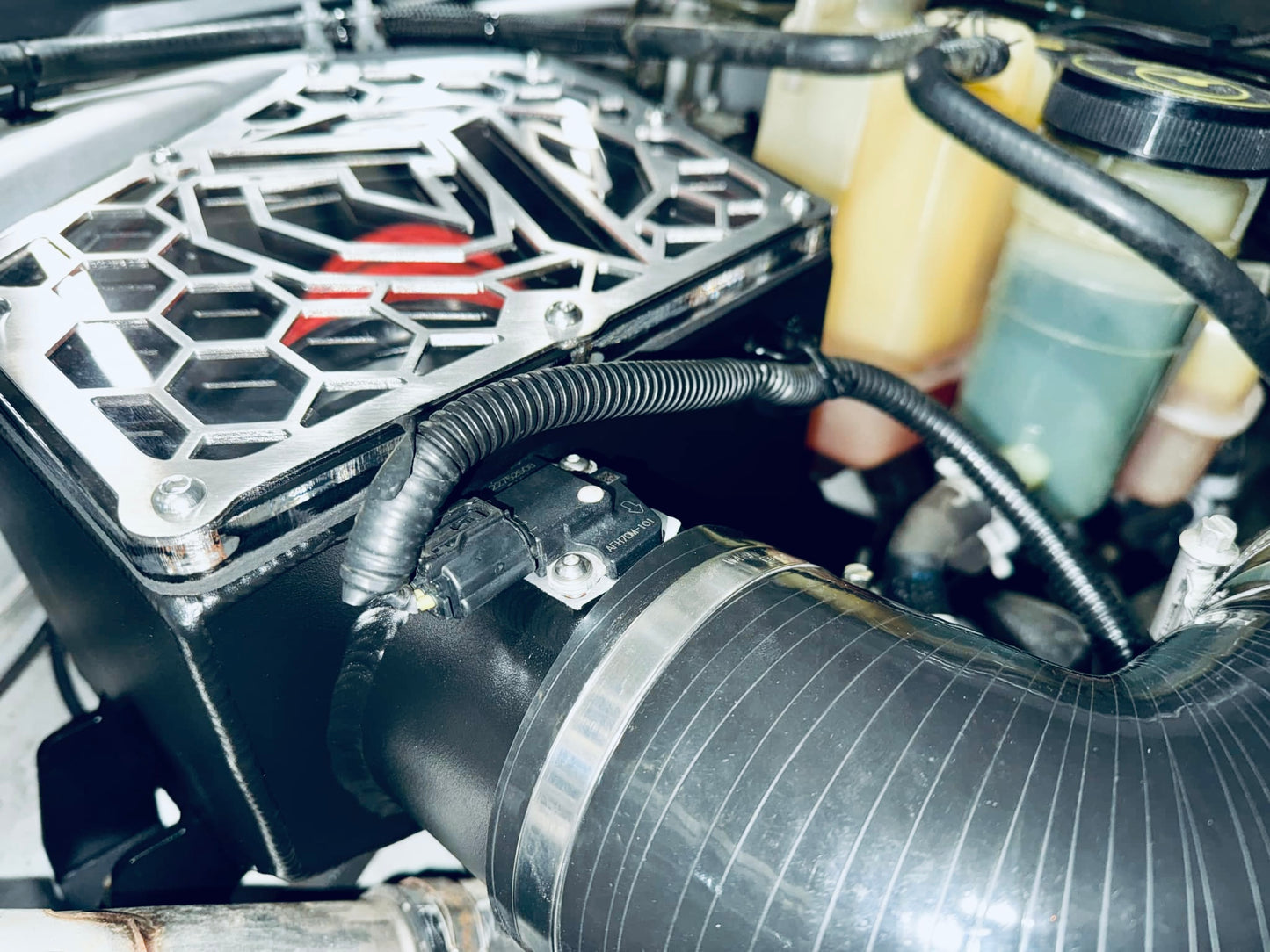 Holden Colorado RG - Mid Entry Snorkel & Clear Top Airbox Package