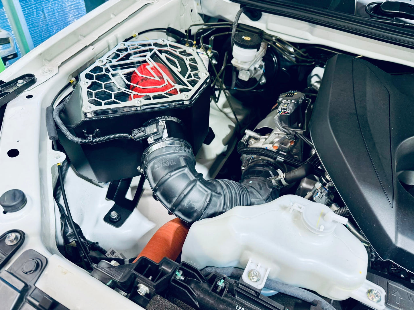 Mazda BT50 (2021 - current) - Clear Top Airbox