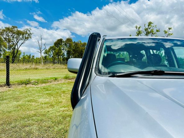 Toyota Landcruiser 200 Series 5" Short Entry Snorkel (2.0)
