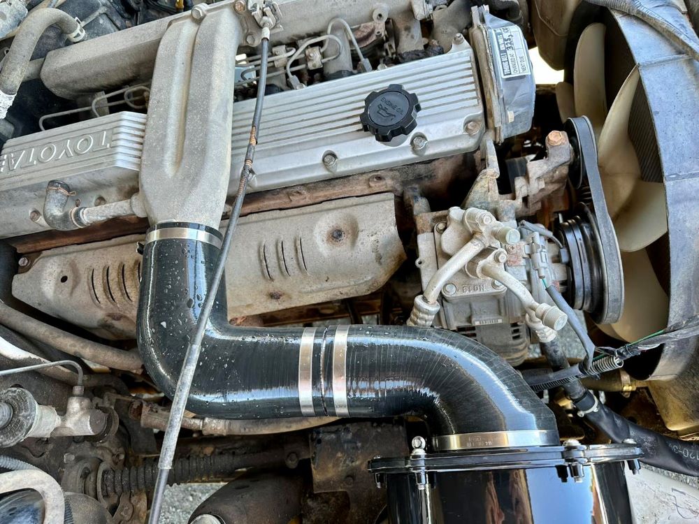 Toyota Land Cruiser 100/105 Series - Airbox/Intake Kit