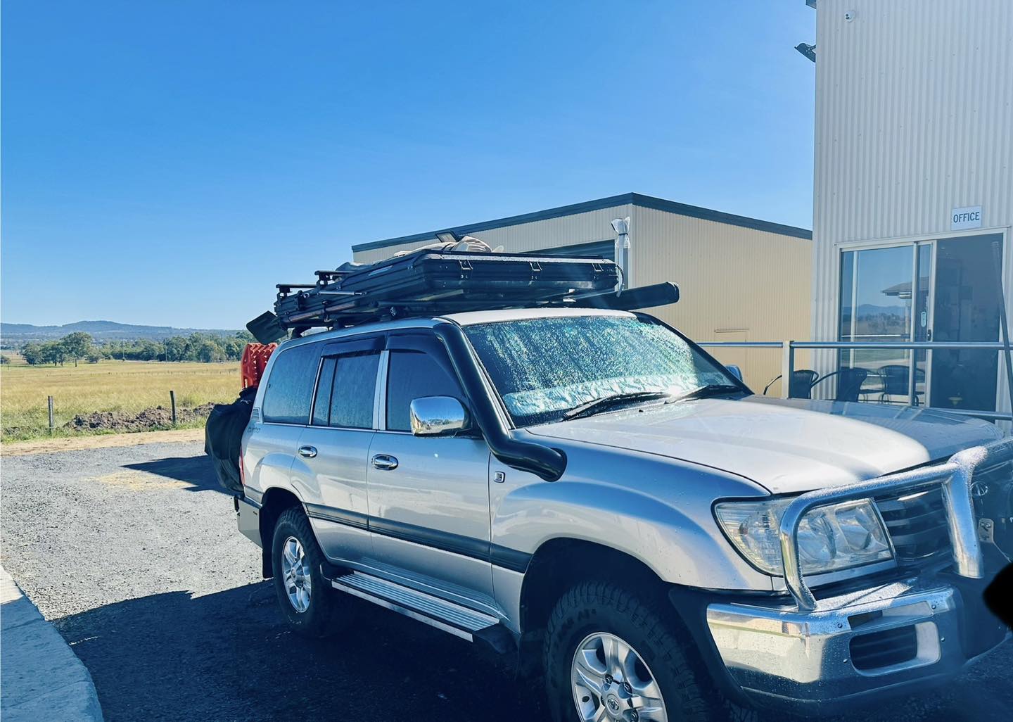 Toyota Landcruiser 100/105 Series - Rounded Guard Entry Snorkel & Clear Top Airbox Package