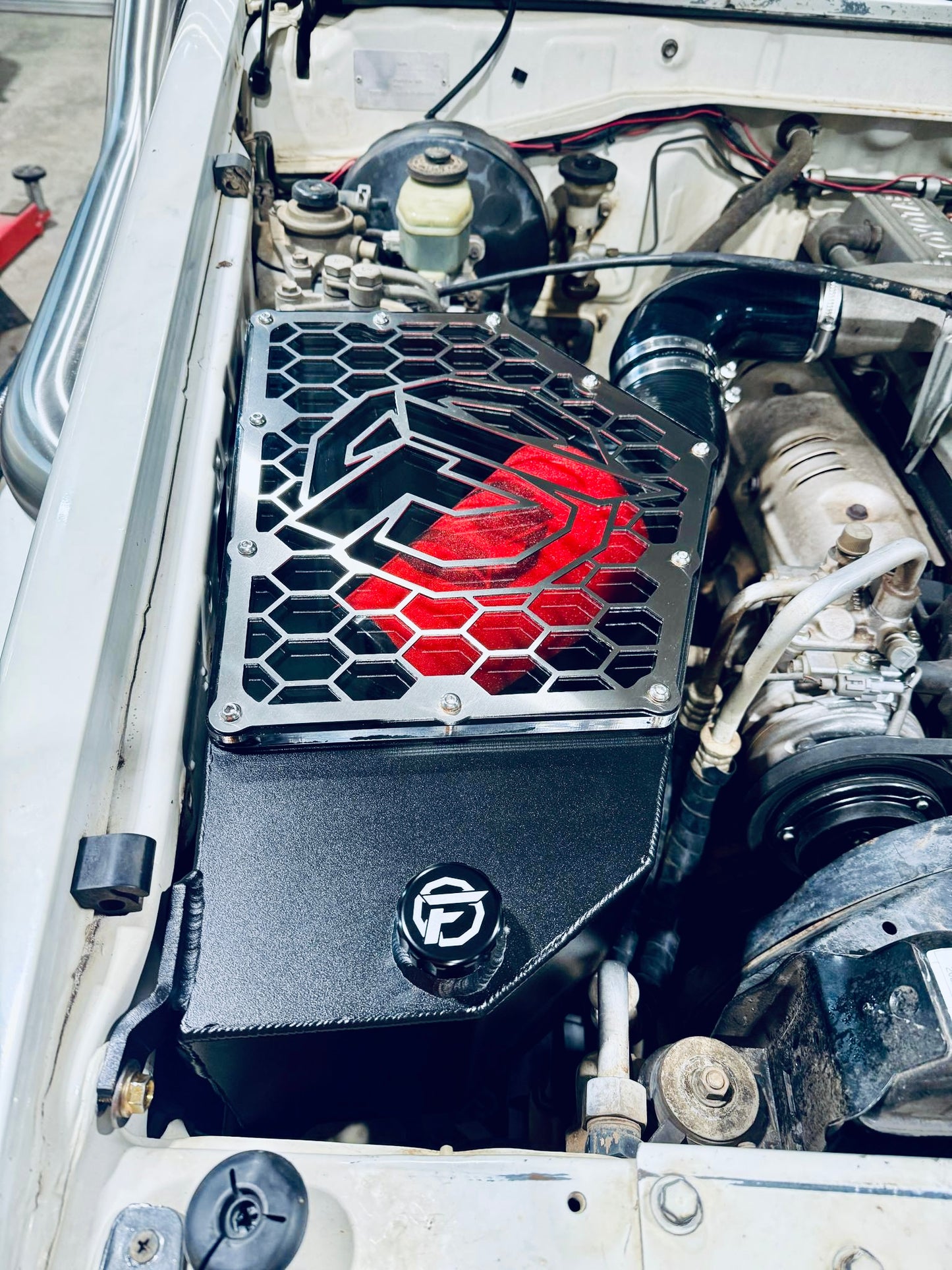 Toyota Landcruiser - 75 Series (1HZ Engine) - Clear Top Airbox/Intake Kit