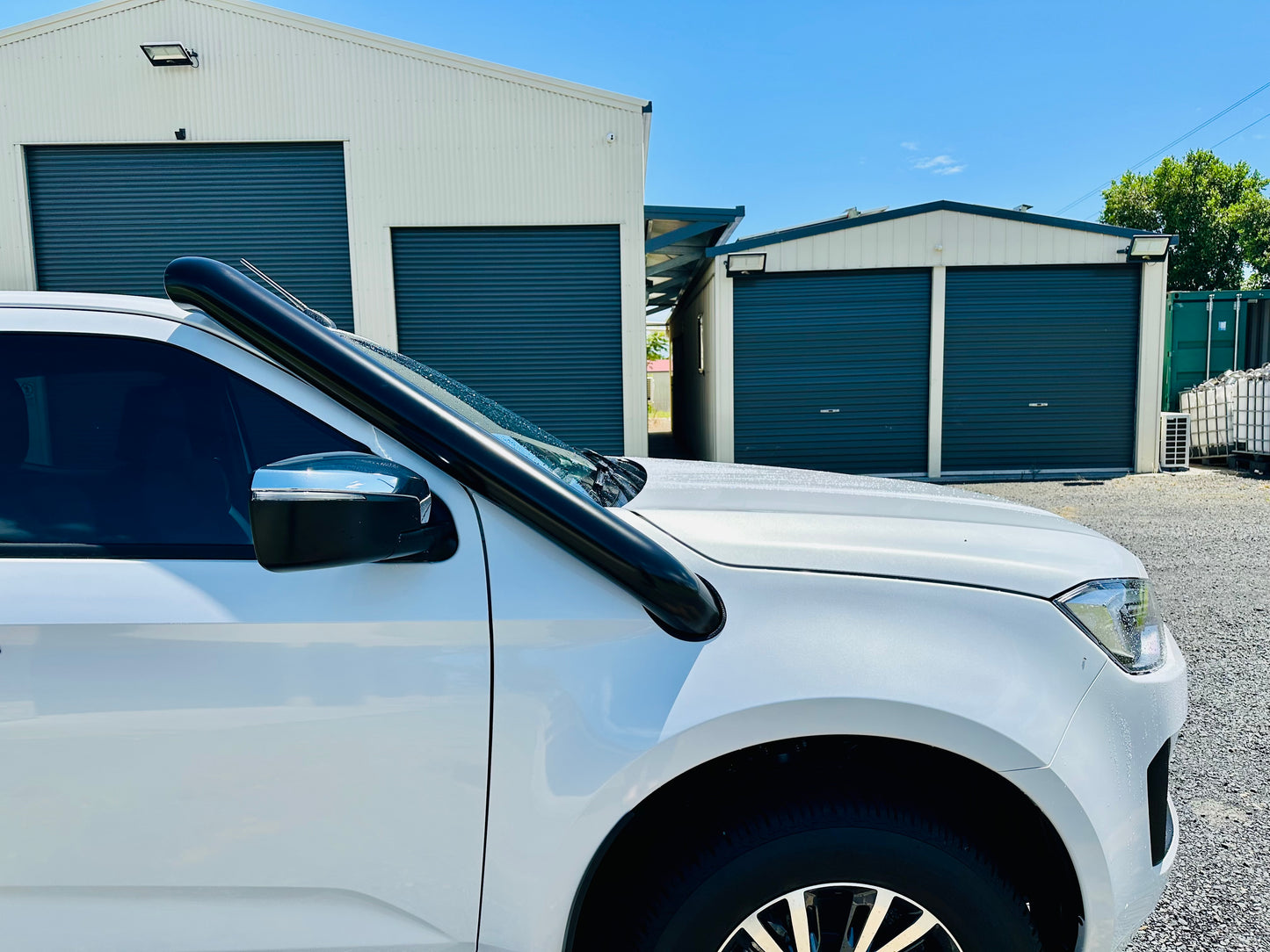 Isuzu Dmax/Mux (2021-Present) 4" DUAL Short Entry Snorkels