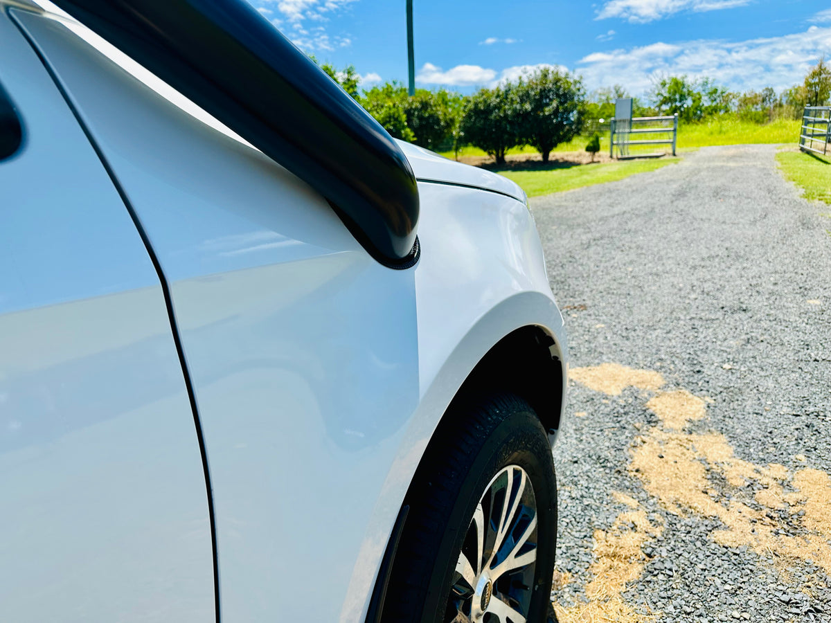 Isuzu Dmax/Mux (2021 - Present) - Short Entry Snorkel - Seamless Powder Coated