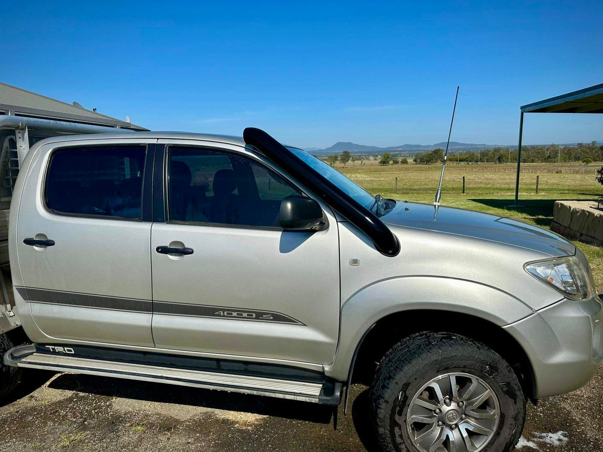 Toyota Hilux N70 - (2005 - 2014) - Short Entry Snorkel - Basic Weld Powder Coated