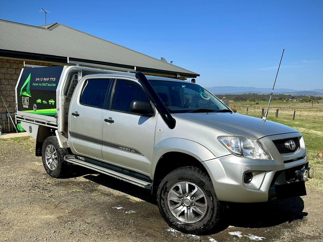 Toyota Hilux N70 - (2005 - 2014) - Short Entry Snorkel & Clear Top Airbox Package