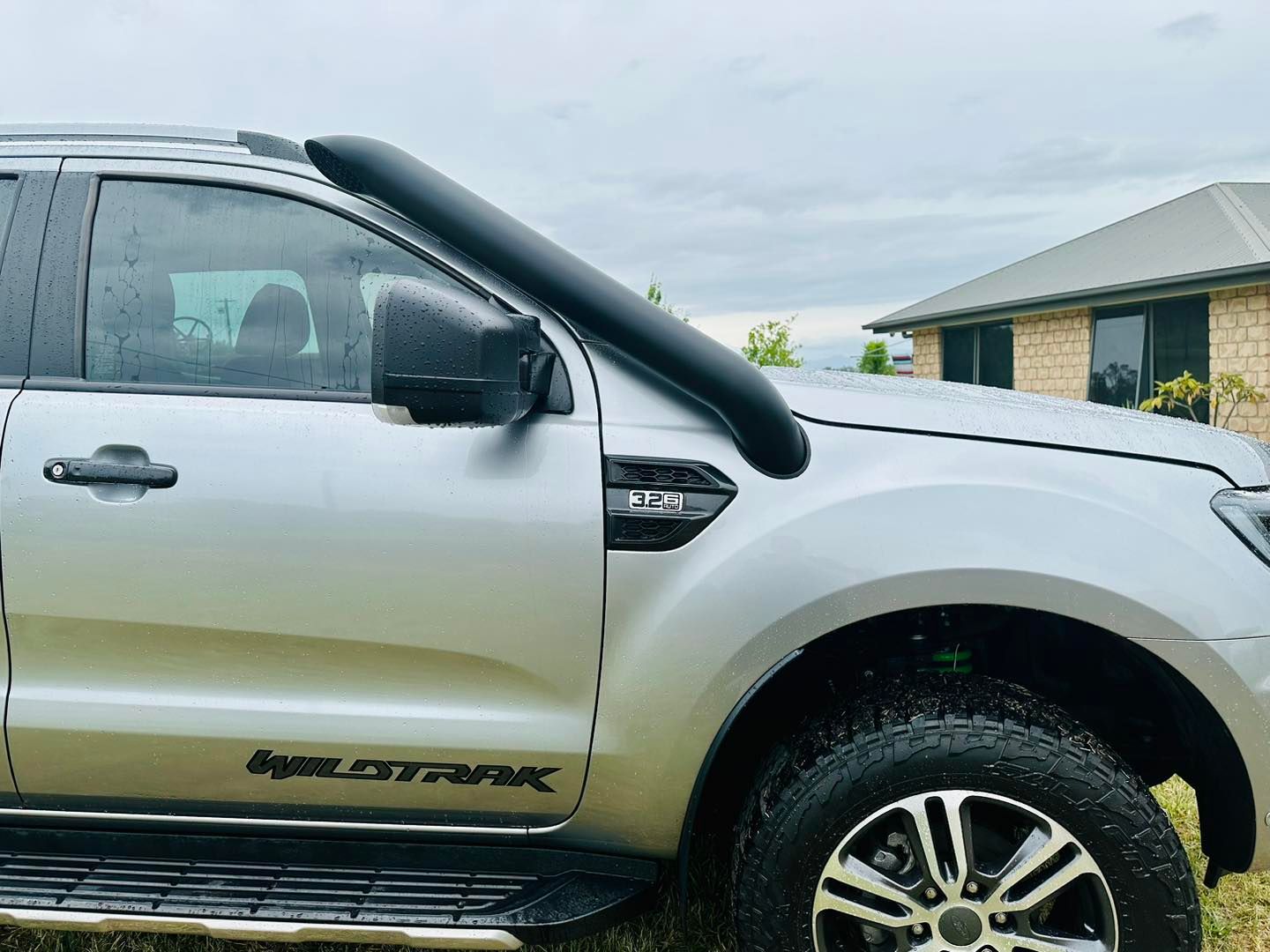 Ford PX Ranger (3.2Lt) - DUAL Short Entry Snorkels - Basic Weld Powder Coated