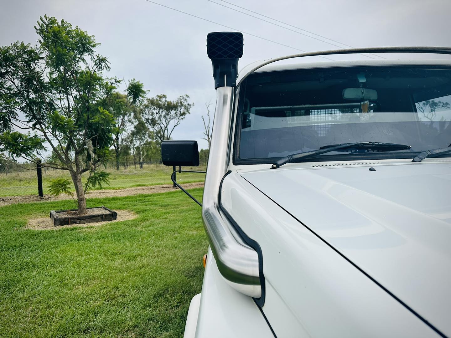 Toyota Landcruiser HDJ - 79 Series - 4" Snorkel with Ram Head- Seamless Powder Coated