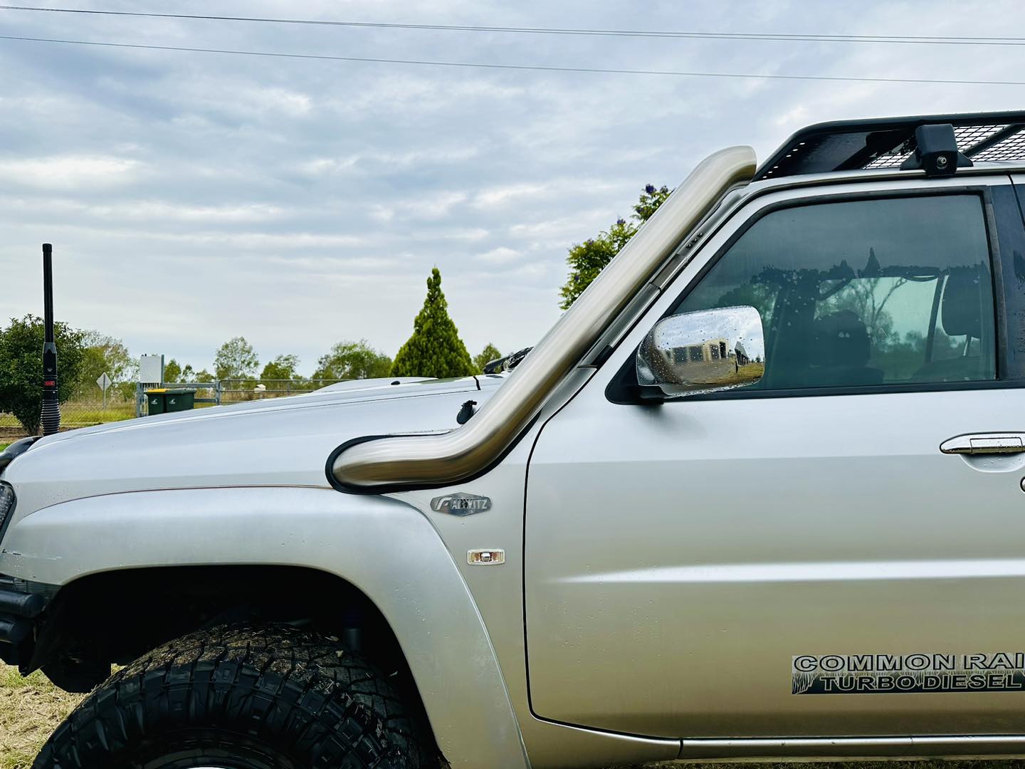 Nissan Patrol GU S1-4 (ZD30/TD42) 4" Cover up / Rounded Guard Entry Snorkel