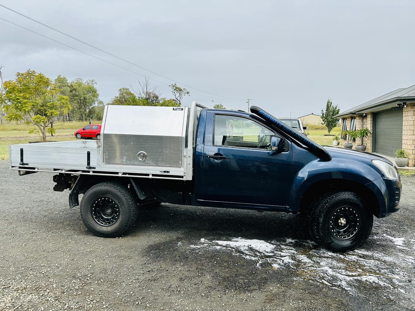 Isuzu Dmax/Mux (2016-2020) - Short Entry Snorkel & Clear Top Airbox Package