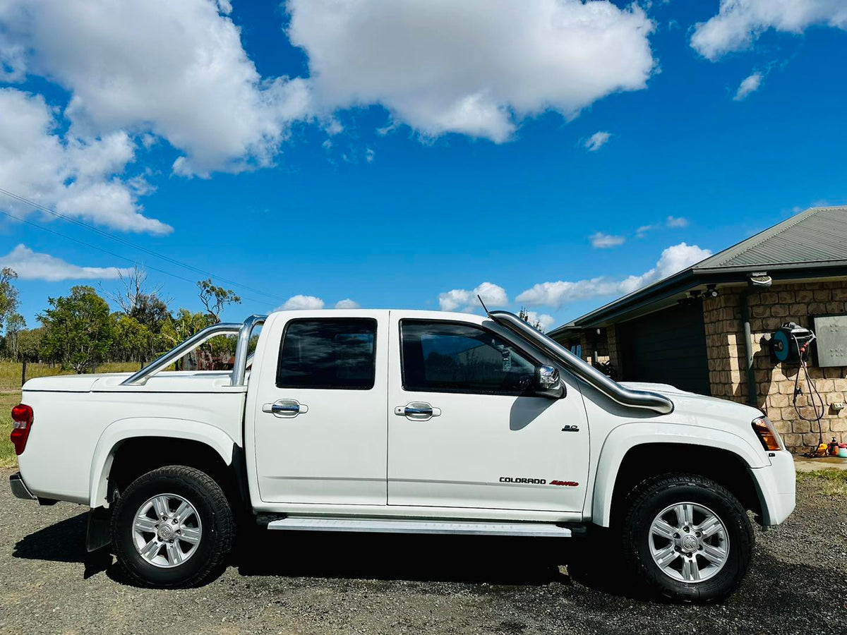 Isuzu Dmax (2008 - 2011) - Mid Entry Snorkel - Seamless Polished