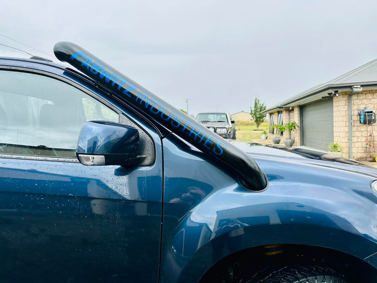 Isuzu Dmax (2012 - 2020) - Short Entry Snorkel - Seamless Powder Coated