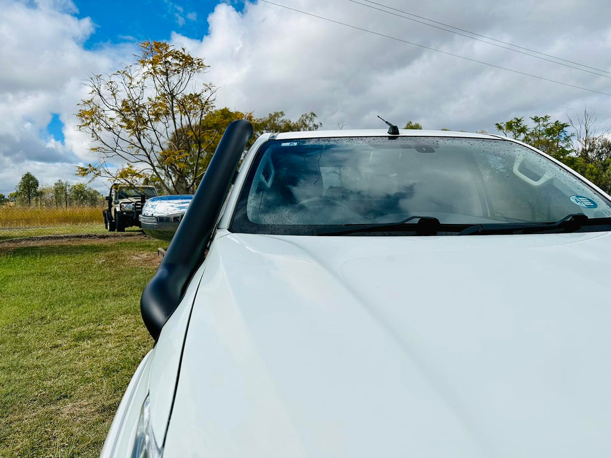 Mitsubishi Triton MQ - Standard Entry Snorkel - Seamless Powder Coated