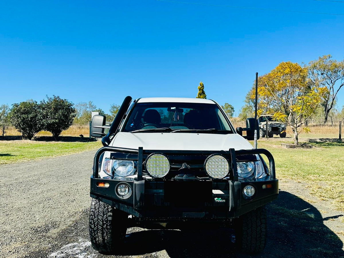 Mitsubishi Triton MN/ML - Mid Entry Snorkel - Basic Weld Powder Coated