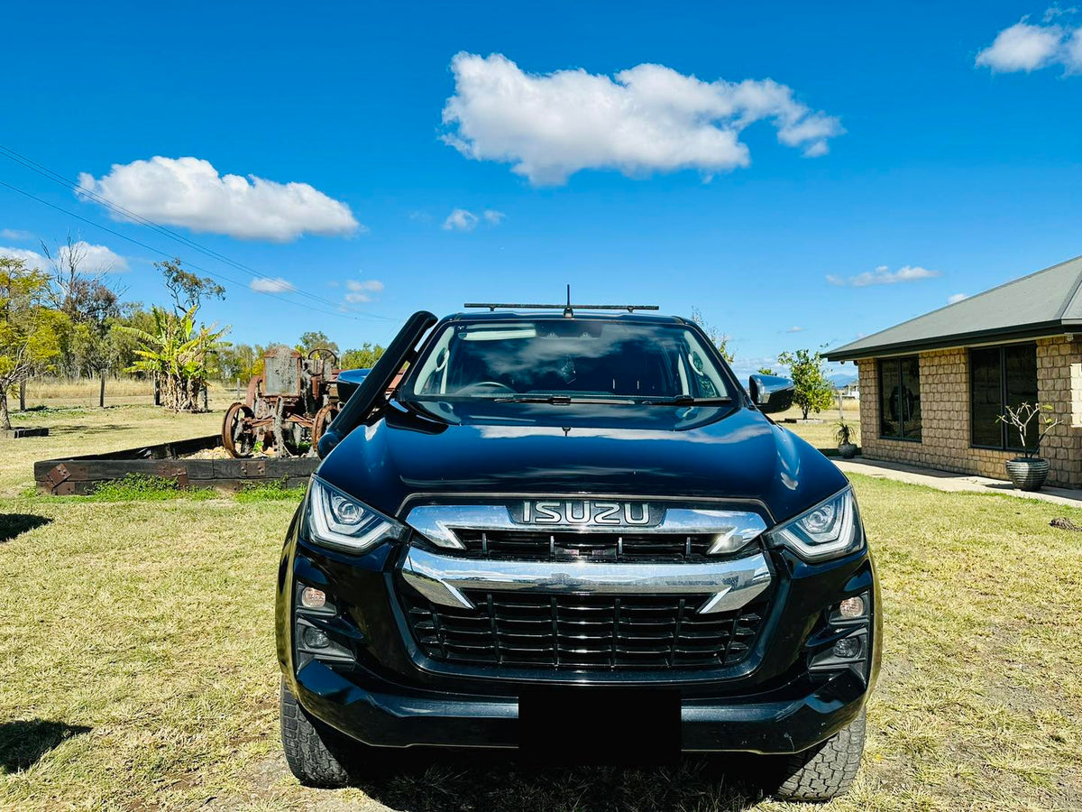 Isuzu Dmax (2021 - Present) - Mid Entry Snorkel - Seamless Powder Coated