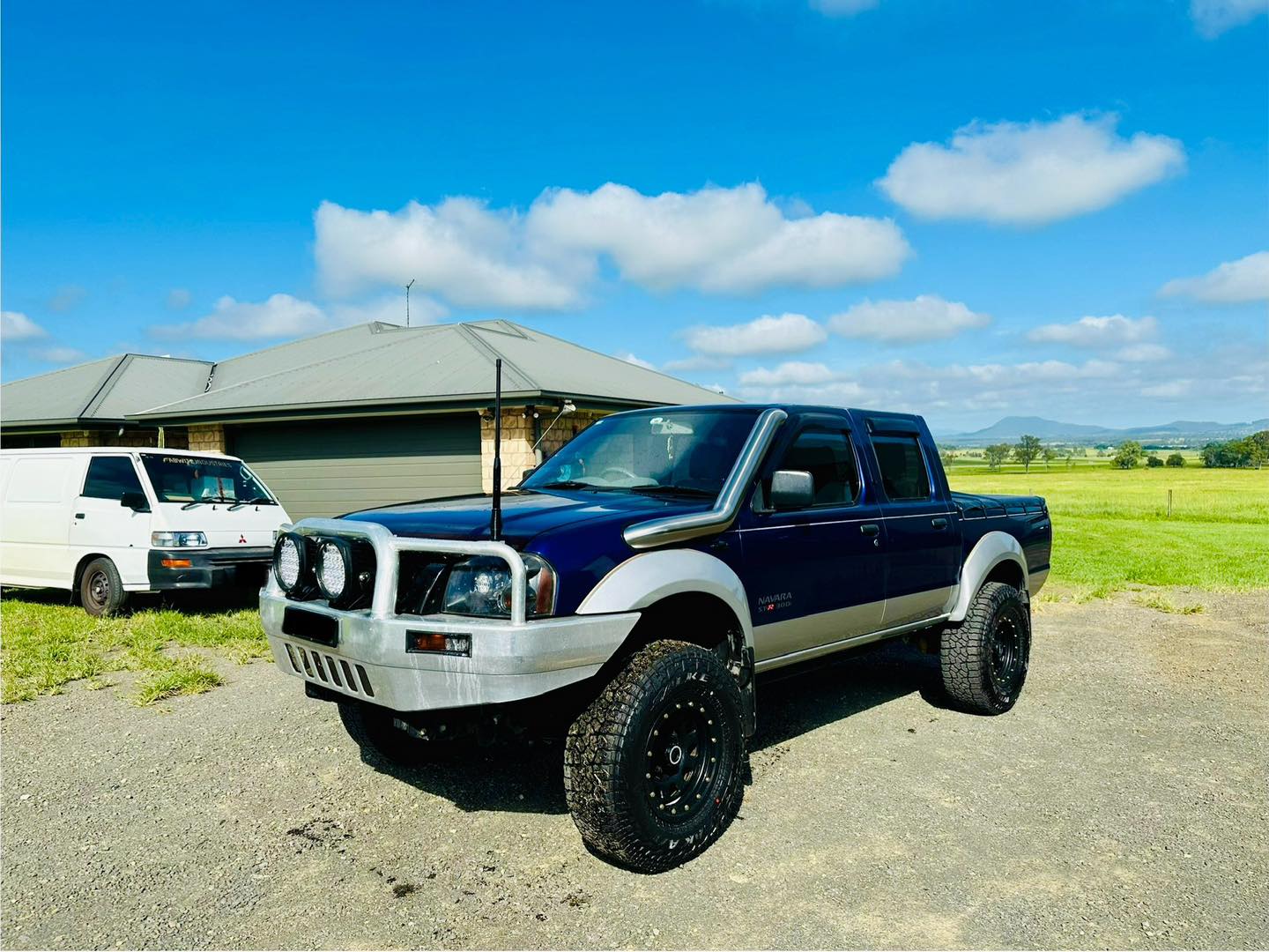 Nissan Navara D22 - 4" Recessed/Cover Up Snorkel for Safari Snorkel