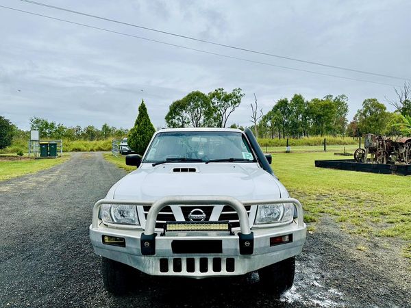 Nissan Patrol GU S1-4 - Cover up / Rounded Guard Entry Snorkel - Seamless Powder Coated