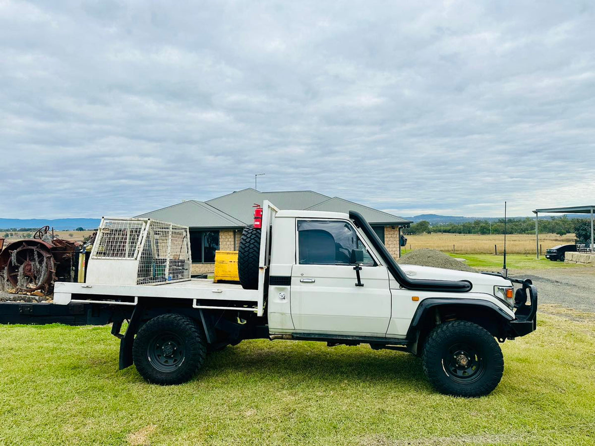 Toyota Landcruiser HDJ (6 Cylinder) - 79 Series - 4" Snorkel - Basic Weld Powder Coated