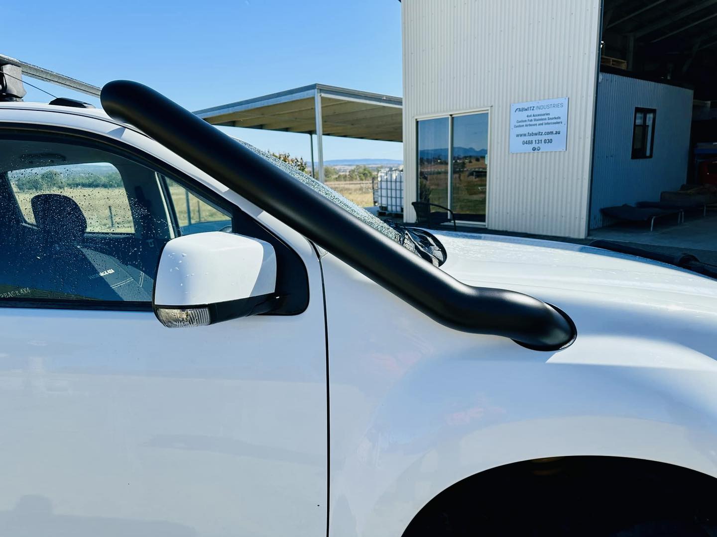Isuzu Dmax/Mux (2016-2020) - Mid Entry Snorkel & Clear Top Airbox Package