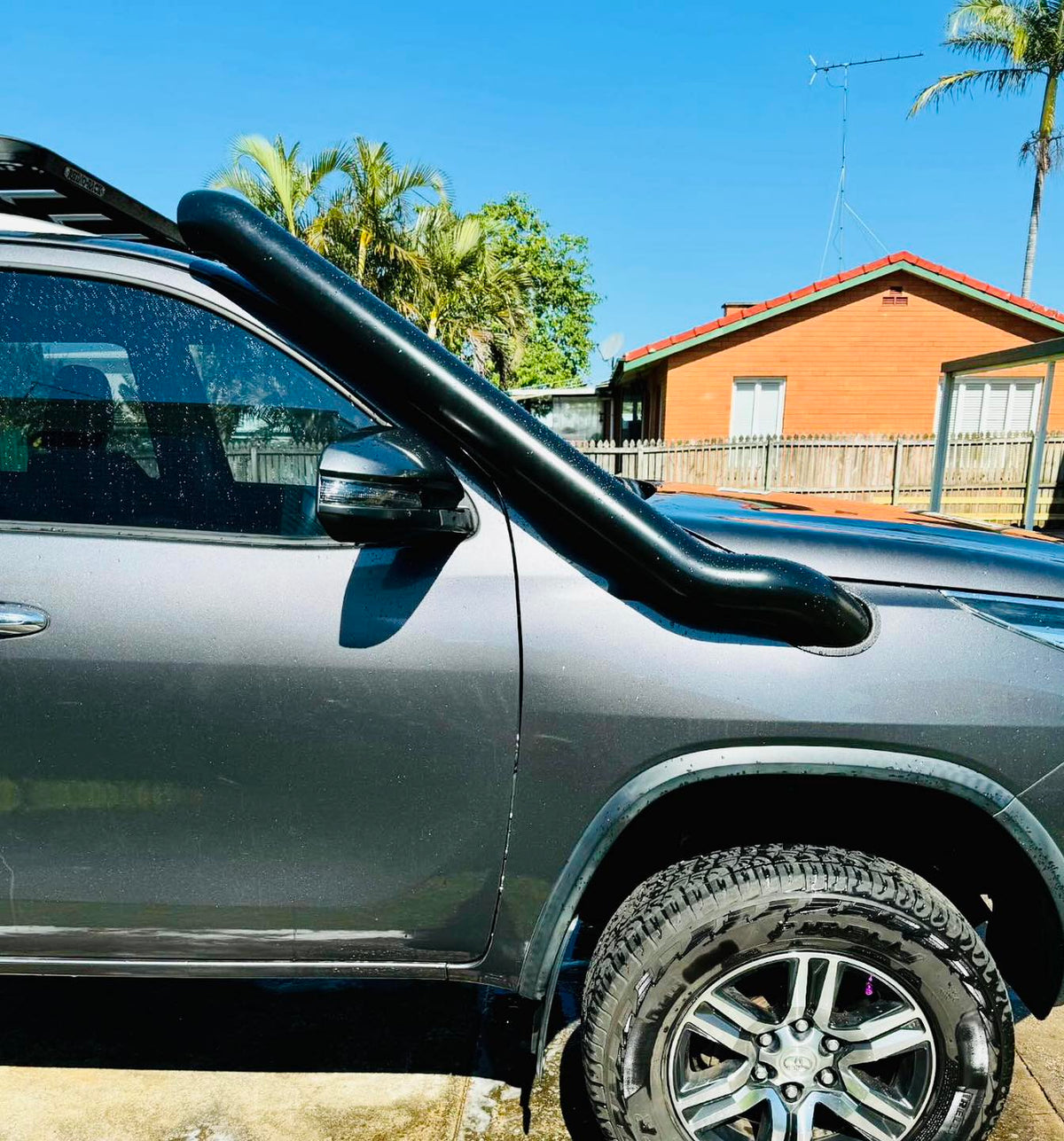 Toyota Fortuner - Mid Entry Snorkel - Seamless Powder Coated