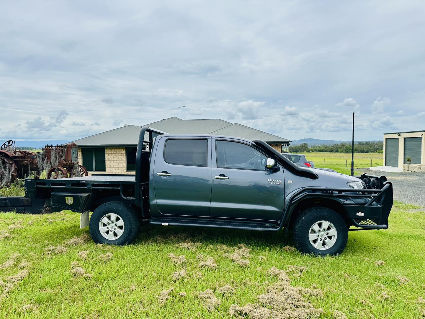 Toyota Hilux N70 (2005-2014) 4" Mid Entry Snorkel