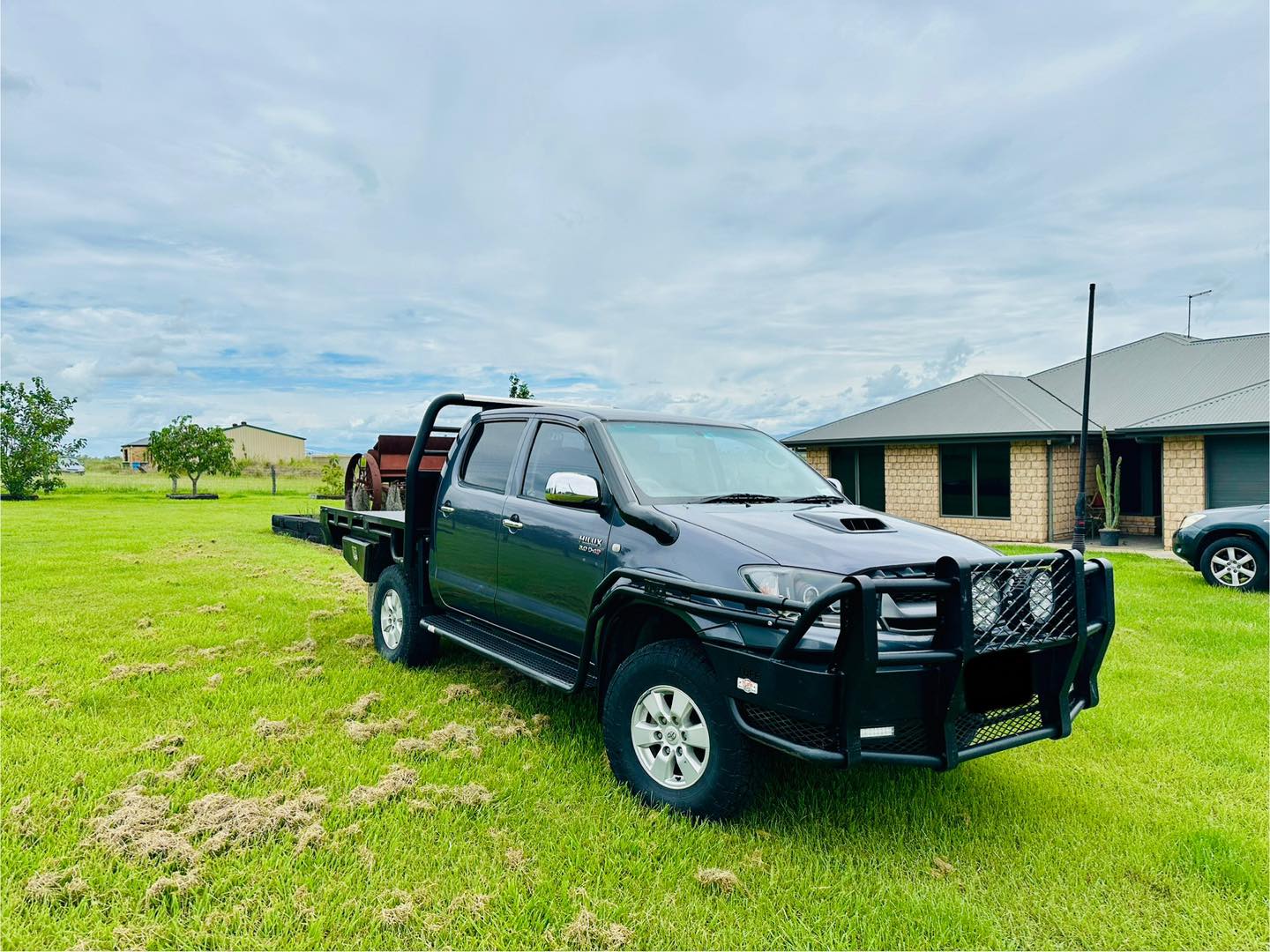 Toyota Hilux N70 (2005-2014) 4" Mid Entry Snorkel