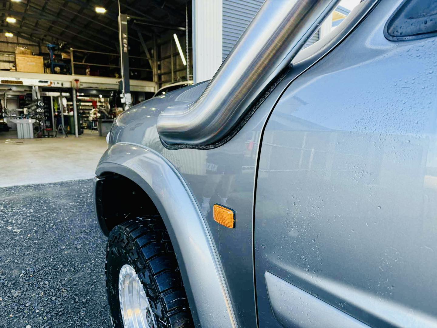 Nissan Patrol GU (TB45/48) Petrol 4" Cover Up/Rounded Guard Entry Snorkel