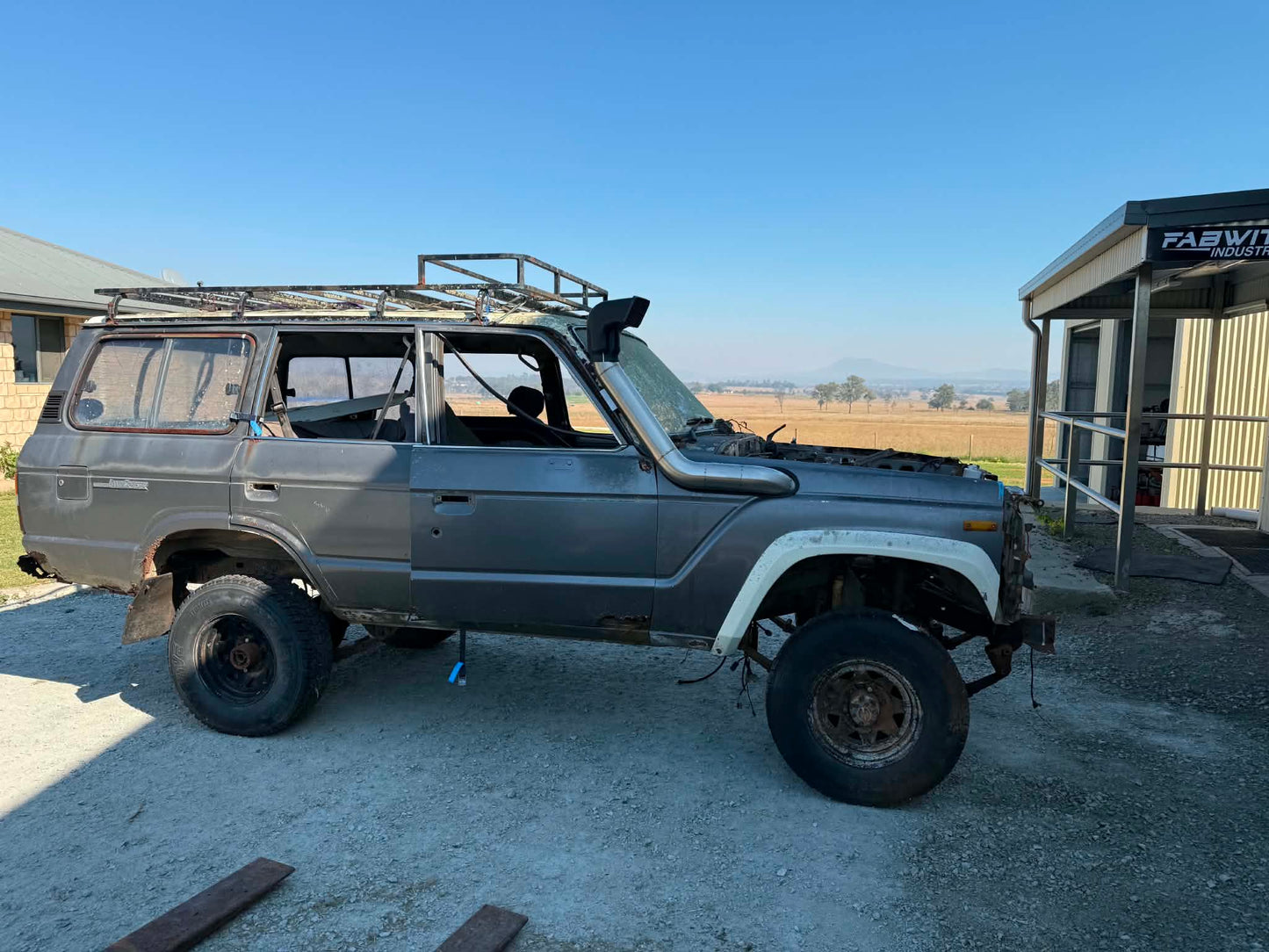 Toyota Landcruiser 60 Series 4" Recessed/Cover Up Snorkel with Ram Head