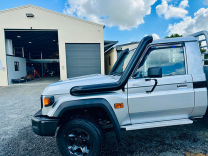 Toyota Landcruiser (2024 - current) - VDJ 70 Series - DUAL 5" Snorkels - Basic Weld Powder Coated