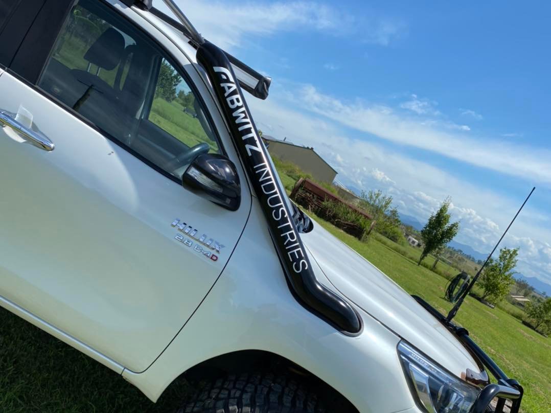 Toyota Hilux N80 - (2015 & Onward) - Mid Entry Snorkel - Basic Weld Polished