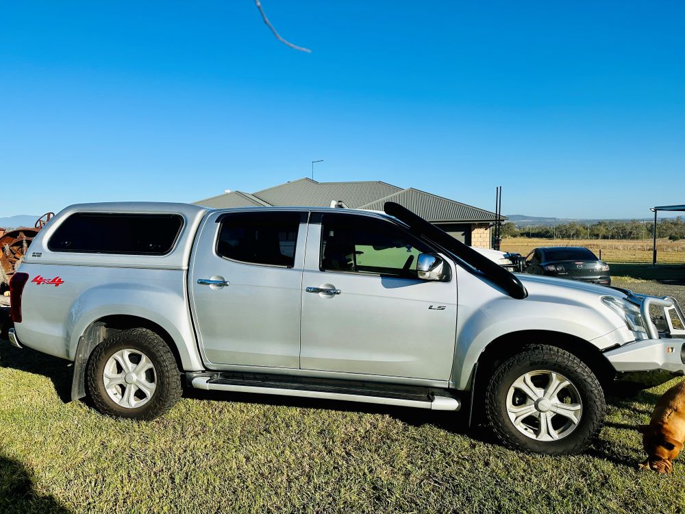 Isuzu Dmax (2012 - 2020) - Short Entry Snorkel - Basic Weld Powder Coated