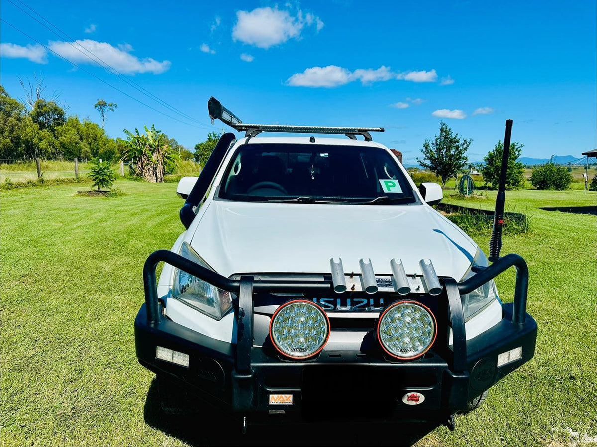 Isuzu Dmax (2012 - 2020) - Mid Entry Snorkel - Seamless Powder Coated