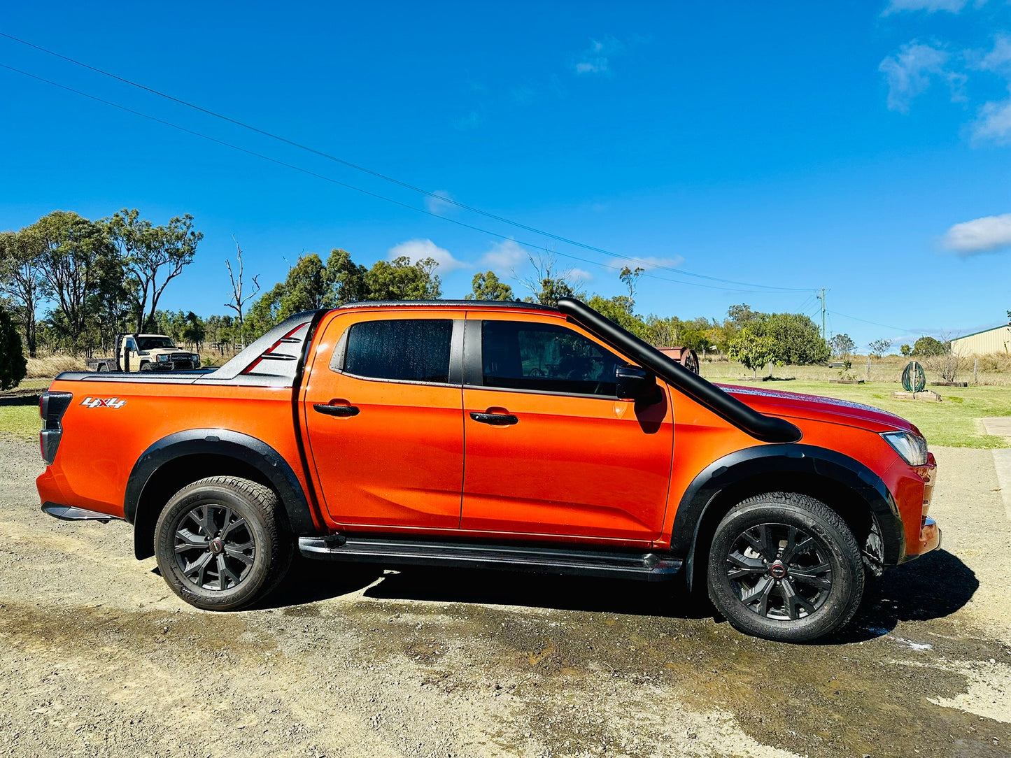Isuzu Dmax/Mux (2021-Present) 4" Mid Entry Snorkel