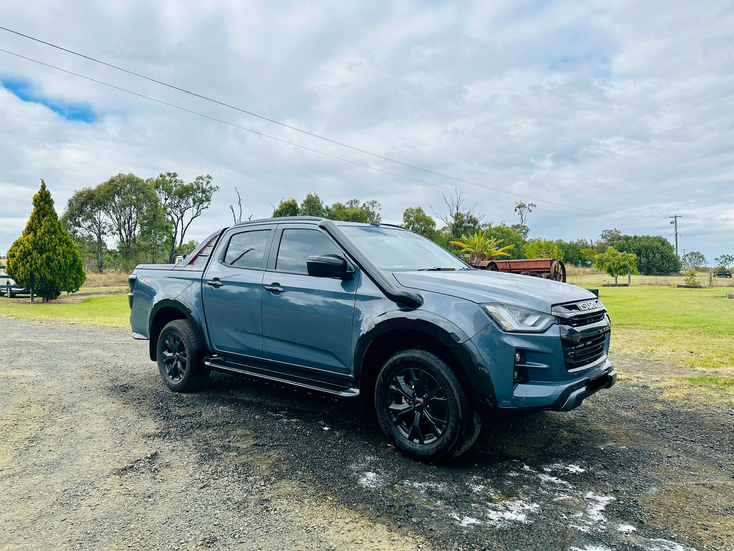 Isuzu Dmax/Mux (2021-Present) 4" Mid Entry Snorkel